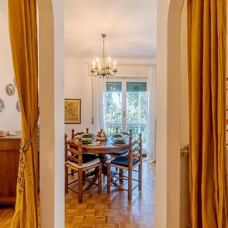 Tigullio Vintage Flat 公寓 *