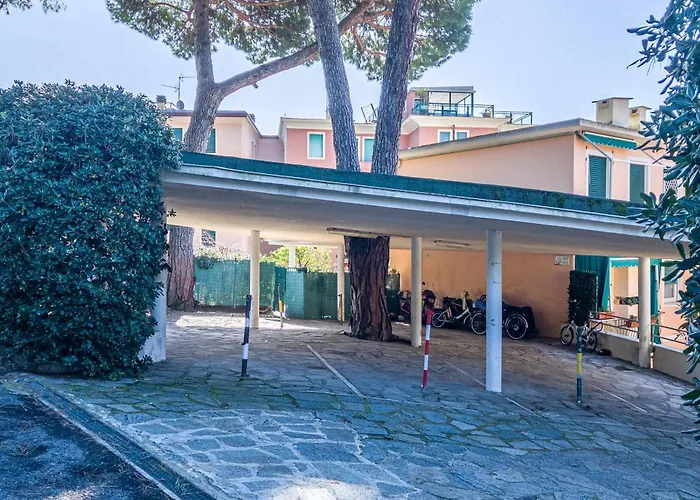 Guesthost - Vintage Flat דירה