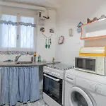 Daire Guesthost - Vintage Flat *